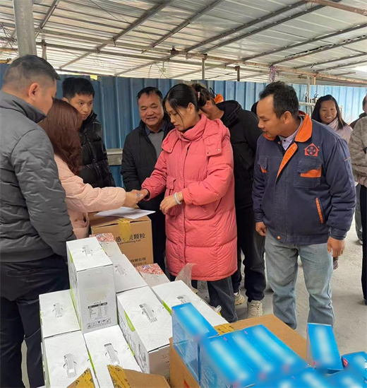 双蚁药业携手广西九州通致敬货运一线工作者